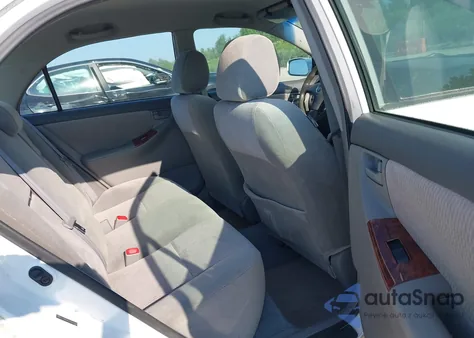 2005 Toyota Corolla Le z USA, uszkodzony, nr VIN 2T1BR30E75C555598